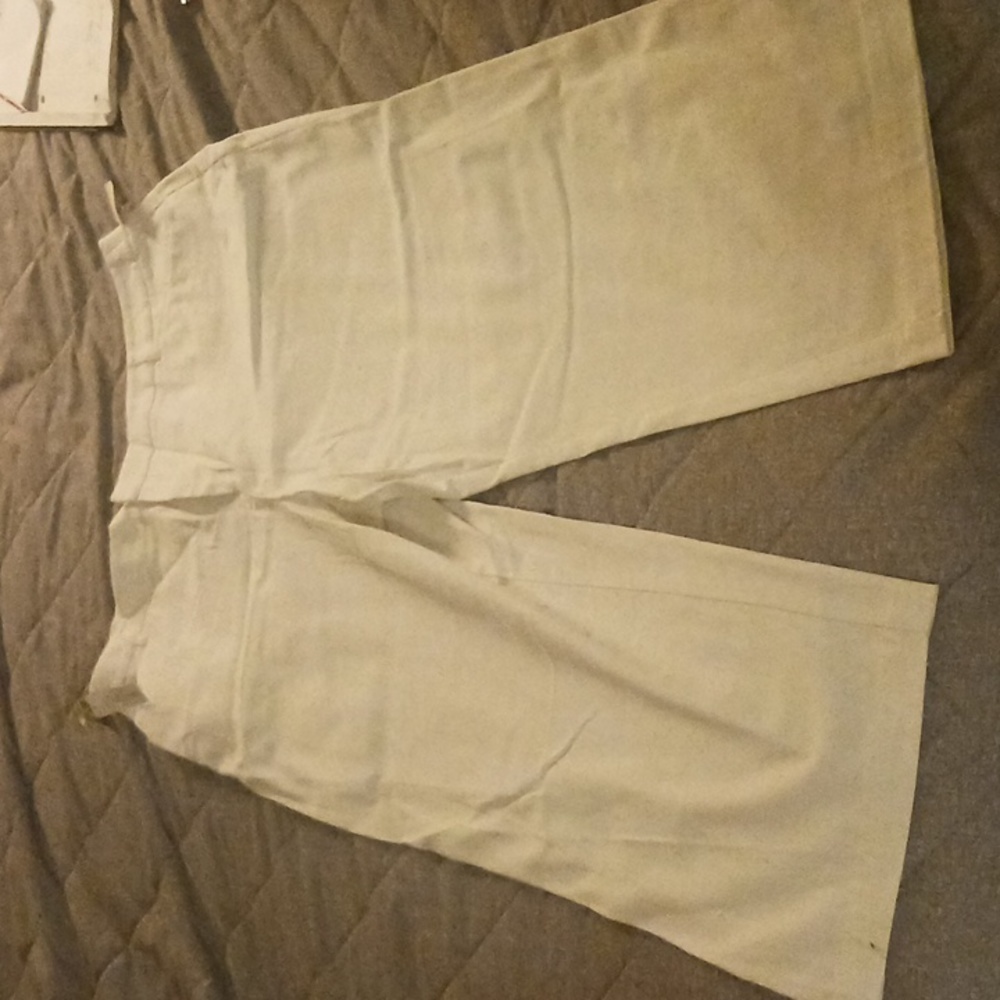 Stretch capris